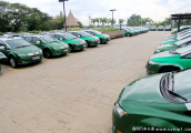 创两国纪录，新加坡首批纯电动出租车队中国造
