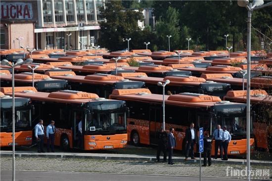 2016年宇通客车批量出口保加利亚