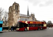 全球首创 安凯纯电动双层敞篷观光车巴黎投入运营