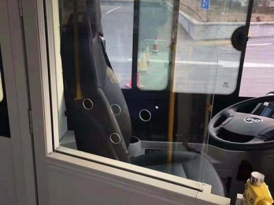 青岛隧道巴士将更换40辆纯电动公交 驾驶室设有玻璃门