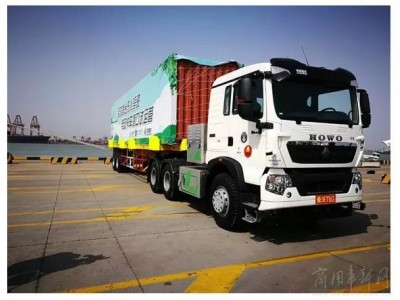 首家！中国重汽无人驾驶电动集卡正式批量投入天津港运营